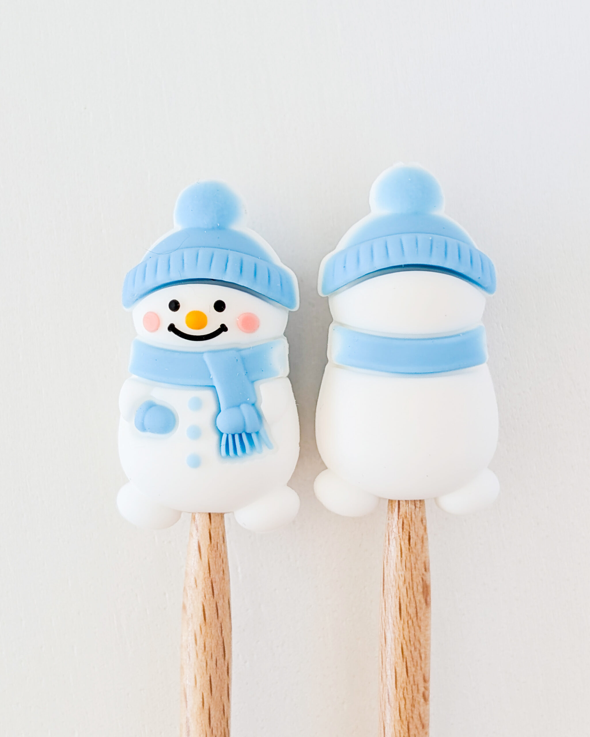 Protèges aiguilles en silicone, Bonhomme de neige en bleu, Lot Au pays des neiges #2