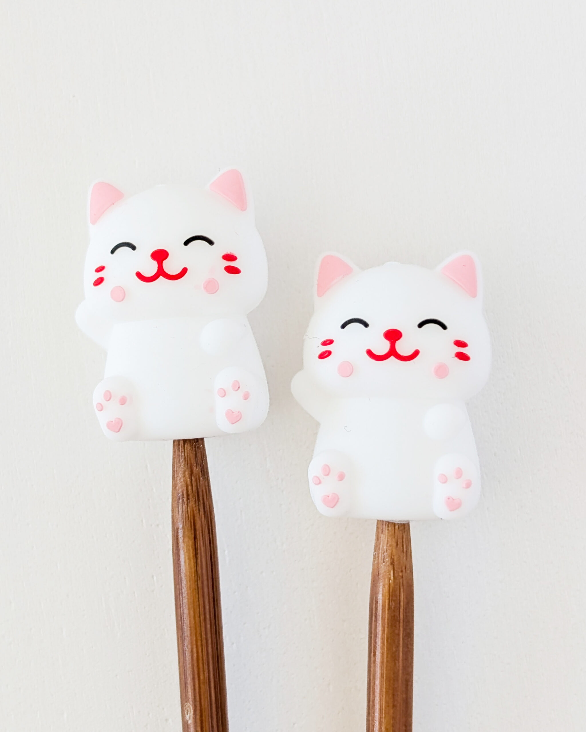 Protèges aiguilles en silicone, Petit chat blanc, Lot Doudous